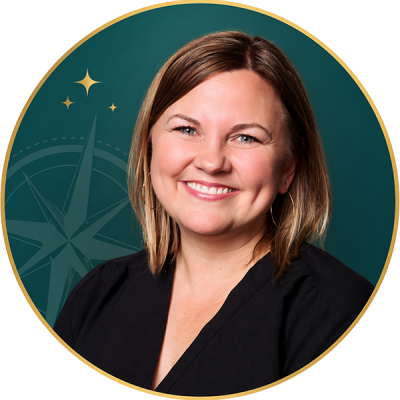 Headshot of The Singing Suitcase owner Melissa